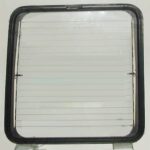 RH REAR BARN DOOR GLASS HEATED GREEN